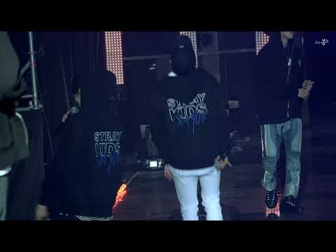 현진 직캠 (straykids hyunjin focus) - 181021 showcase - "YAYAYA + ending"