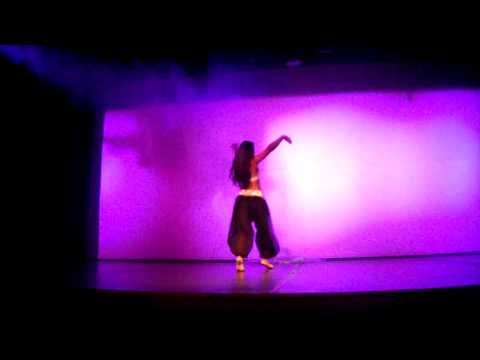 Cia Paula Aranha - Campeonato Elite 06/05/12 - 2º lugar solo juvenil Dança do ventre