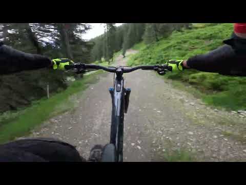 Pierwszy przejazd  I gleba na czarnej - Hot   Shots