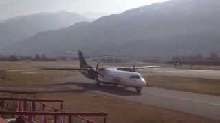 preview picture of video 'InterSky ATR-72-600 OE-LIB landing & take-off @ Sion Airport, Switzerland - 15/03/2015'