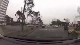 preview picture of video 'Manejando de La Molina a Open Plaza Atocongo (San Juan de Miraflores, Lima, Perú)'