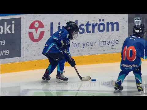 Szupermini bemutató a szünetben