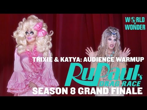 Trixie & Katya: Audience Warmup - RuPaul's Drag Race Season 8 Grand Finale