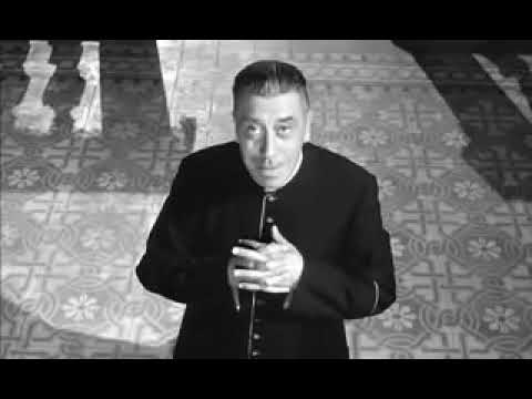 Don Camillo parla con Gesu'