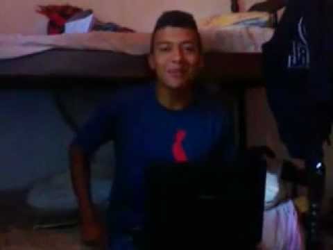 MC KEXO E MC ERICKINHO RIMANDO NA HORA NA CASA DO ERICKINHO EM PORTO ALEGRE 2012...