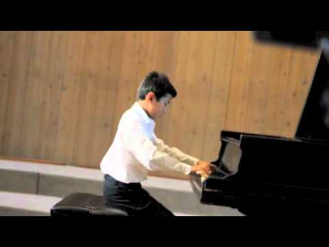 Michael Wu plays Polonaise in g minor by Chopin
