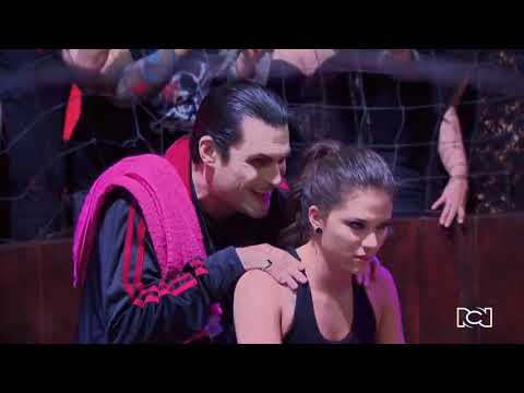 Daisy bites Mirco and he falls in love with her | Vampire Girl