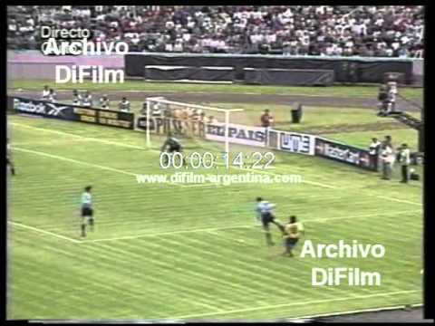 DiFilm - Ecuador vs Uruguay - Eliminatorias Sudamericanas (1997)