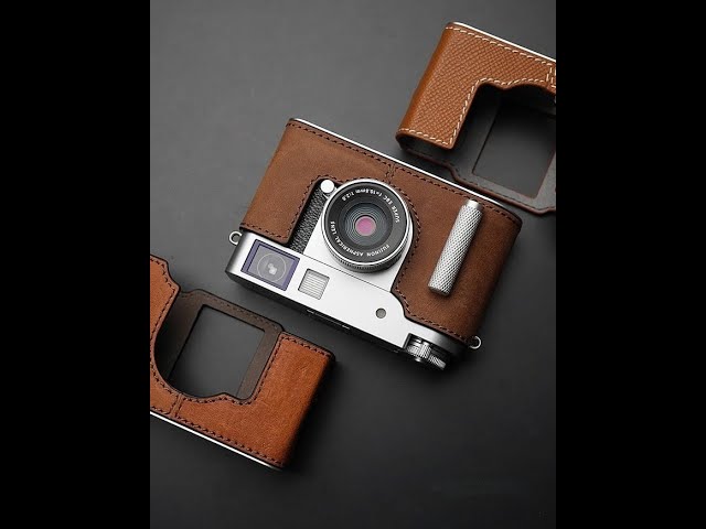 Vídeo relacionado con Rieibi X-Half Case, funda de piel sintética para cámara Fujifilm mitad sin espejo, funda protectora con correa de hombro ajustable, marrón