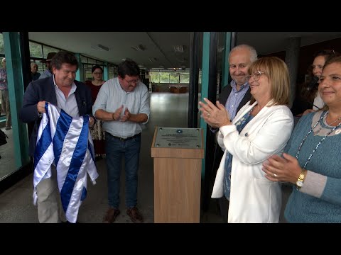 Imágenes de declaración de Monumento Histórico Nacional al liceo n.° 1 de Salto