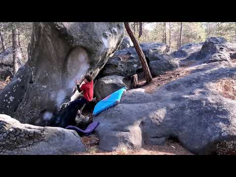 Le Pilier du Désert, 8c (sit). Fontainebleau