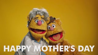 Happy Mother's Day from Fozzie Bear and Ma Bear! | The Muppets