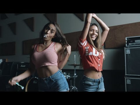 SYSTEM OF A DOWN - CHOP SUEY! ROCK CELLO COVER - Emil and Dariel