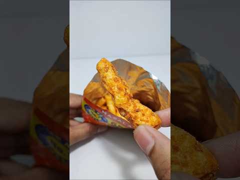 "Unwrapping Kurkure Masala Munch 😋 | Extra Crunch & Fun #kurkure #testy #shortvideo #vairal