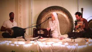 Rakhe Rakhanhar by Gurujas - with Arjuna O'Neal and Jason Arteaga