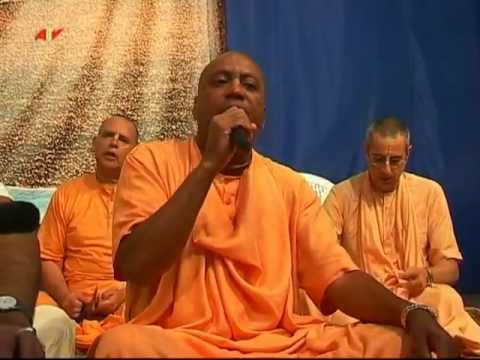 2011 09 14 Evening Kirtan part 1