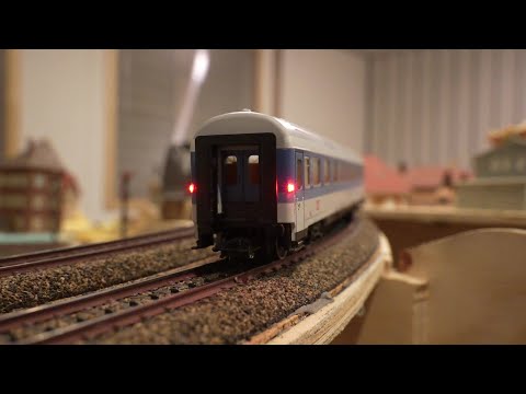 Marco's Modellbahn Teil 37 - Rote Schlusslichter mit der Fahrtrichtung wechselnd für um die 10 Euro