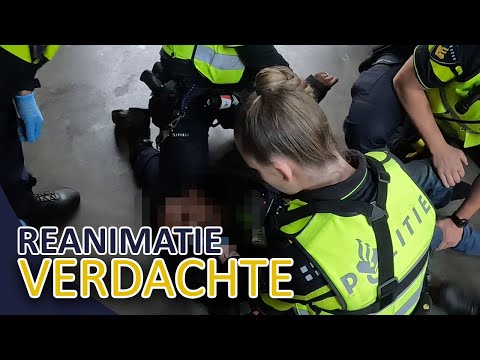 Politie | Assistentie collega | Reanimatie verdachte | Verdachte met mes |