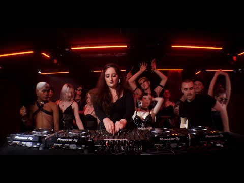 KIM VALMOUNT - SENTIMENTAL RAVE