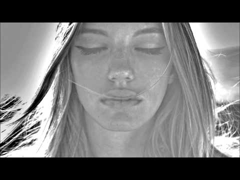 Sucre Sale - She's Like The Wind