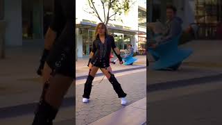 Buttons Pussycat Dolls - Enola Bedard