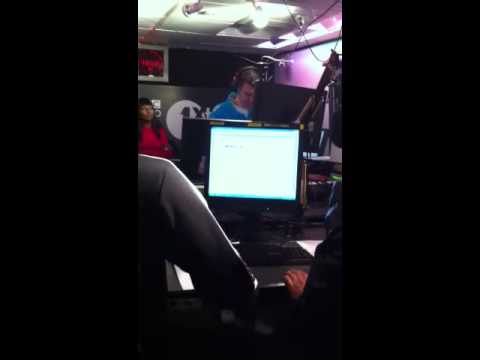 Encore on Westwood - No Woman No Cry (A Cappella)