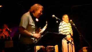 Three Bonzos and a Piano - Alley Oop