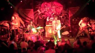 Full Service: "Rocketships" live in Chicago