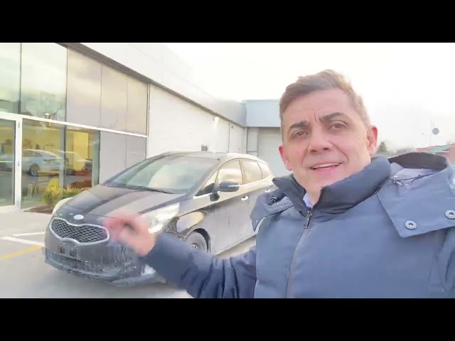 2014 Kia Rondo EX AUTO HEADLIGHTS | POWER SEAT | BLUETOOTH in Cars & Trucks in London