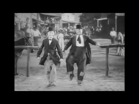 Laurel & Hardy Dancing -   (Fats Domino - Be my guest )