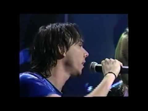 Ariztia :: Da La Impresión / Promo Cielos Vacíos ::