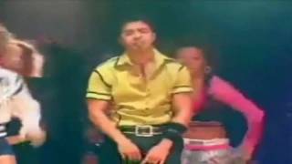 Luis Fonsi & Boa - Spark