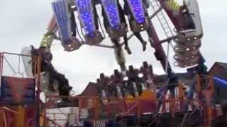 William Porter's Mega Swing 'Freak Out', Ledbury Carnival, 31.08.15