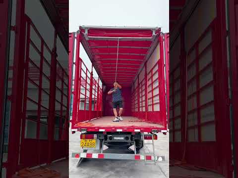 It feels so good to pick up a new truck! This integrated wing-type semi-trailer is perfect