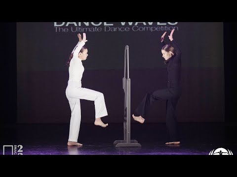 22-23 Qualifier 3 NL - Julia & Kim (Idance) // Say I'm Sober Billy Lockett