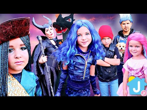 🎃 Spooktacular Halloween Costumes for Kids!
