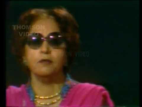 Malika Pukhraj, Tahira Syed - Abhi To Main Jawan Hoon - Sur Ka Safar PTV