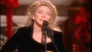 JUDY COLLINS - &quot;Silver Bells&quot; Christmas Carol 1996