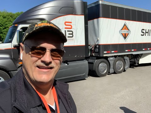 International S13 T14 POWER TRAIN Test Track Test Drive in the LT625 Sleeper Must See!!