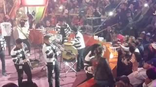 Edwin Luna Y La Trakalosa De Monterrey Como Te LLamas