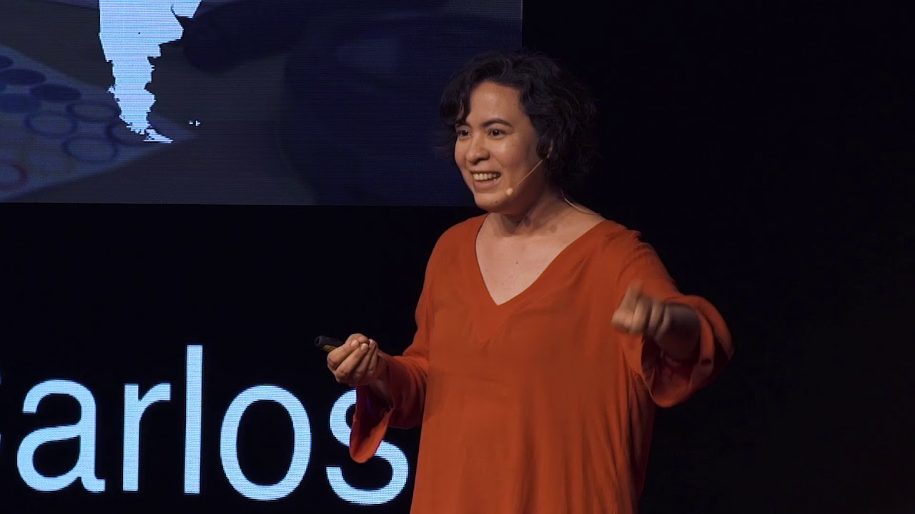 A burrice, o pensamento crítico e um sonho | Lea Veras | TEDxSaoCarlos