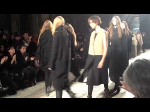 SFILATE DONNA MILANO FW 2012-2013 - Uma Wang