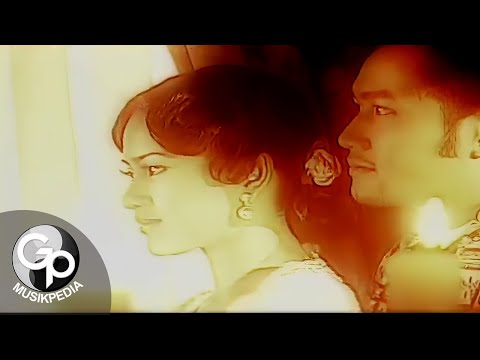 Ikke Nurjannah - Memandangmu (Official Music Video)