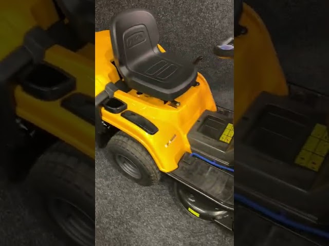 953488 Garden tractor Stiga e-Ride C500 estate 84