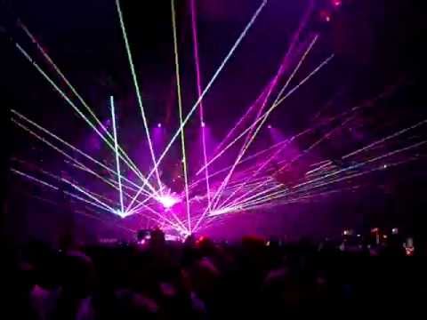 Steve Angello - "Hello" - Creamfields UK 2011