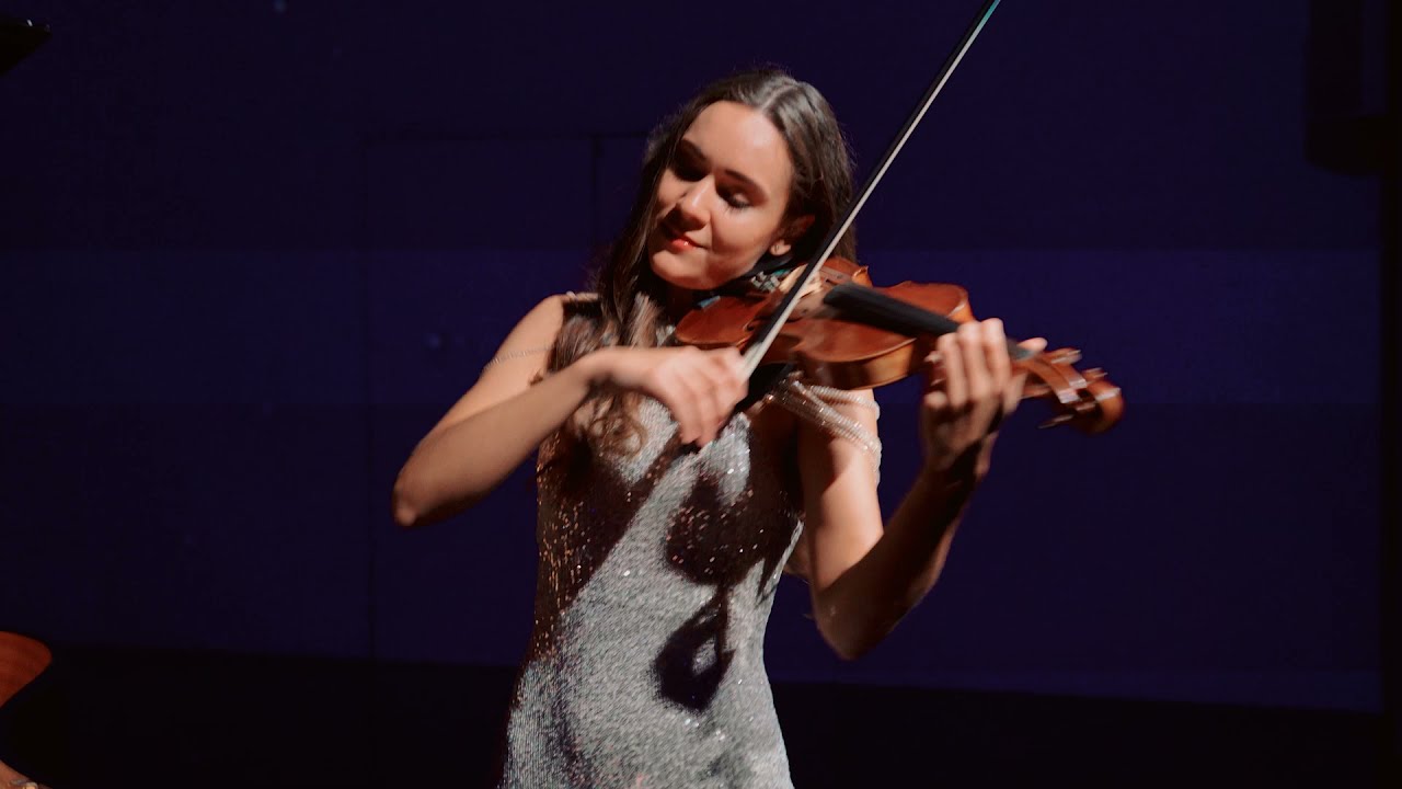Promotional video thumbnail 3 for Olena - Loop Violinist, Classical Violinist