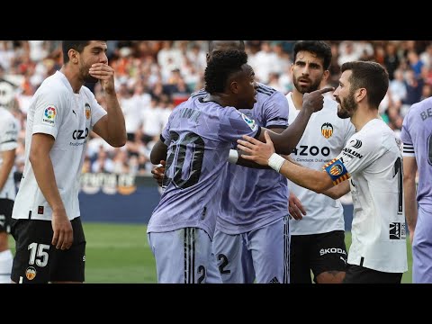 الدوري الإسباني تضامن ومساندة دولية للاعب ريال مدريد فينيسيوس جونيور بعد تعرضه لإهانات عنصرية