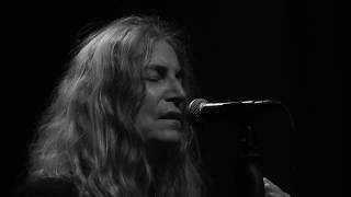 BOOTS OF SPANISH LEATHER (Bob Dylan cover) Patti Smith / Lenny Kaye live@DeDuif Amsterdam 29-5-2018