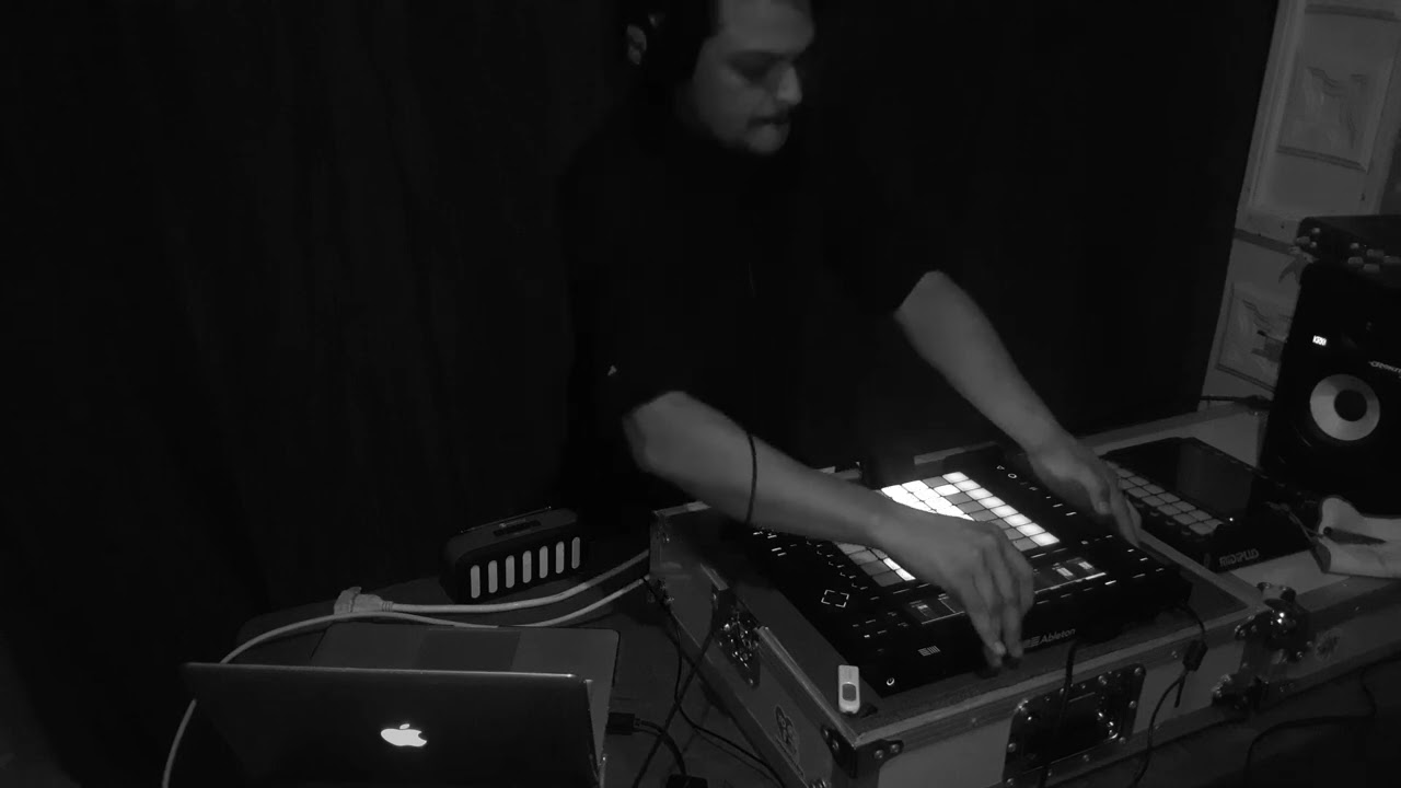 Promotional video thumbnail 1 for Creciente Sónica (Live Set)