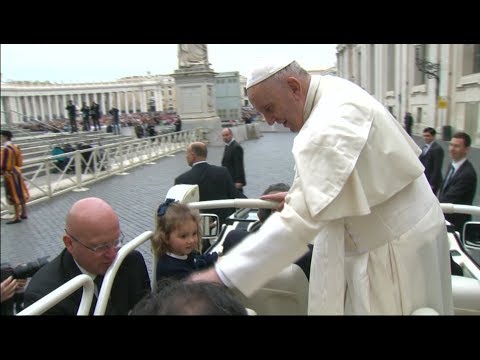 Francisco: No privéis a los niños de la oportunidad de recibir el bautismo